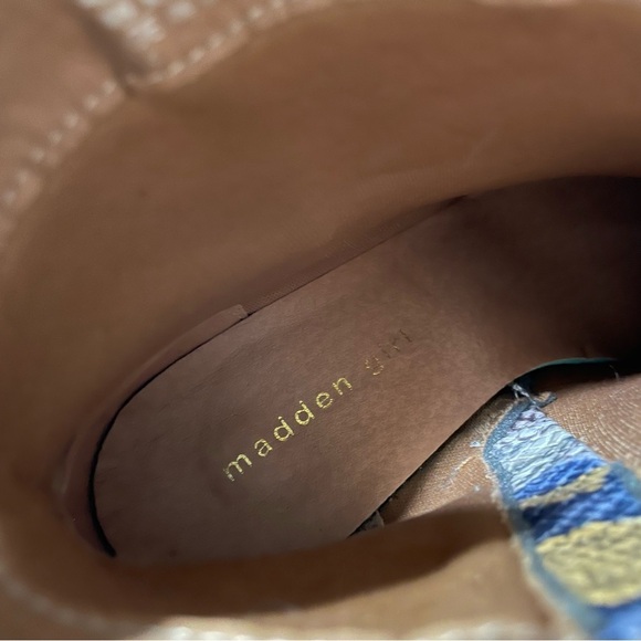 Madden Girl Dafnii Snakeskin Multicolor Block Heel Bootie 6M - Picture 7 of 12